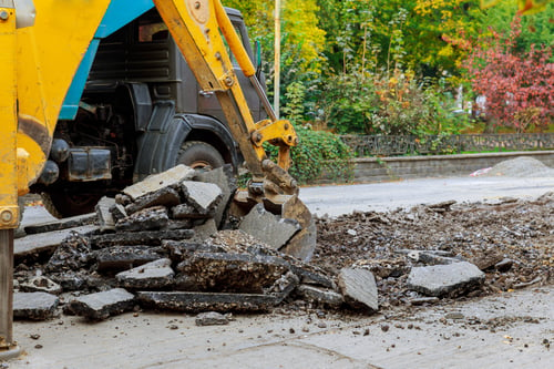 Cracked Sidewalk? When to Repair and When to Replace
